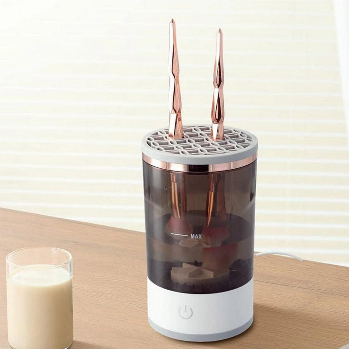 Automatic Rotating Cosmetic Brush Cleaner & Quick Dryer