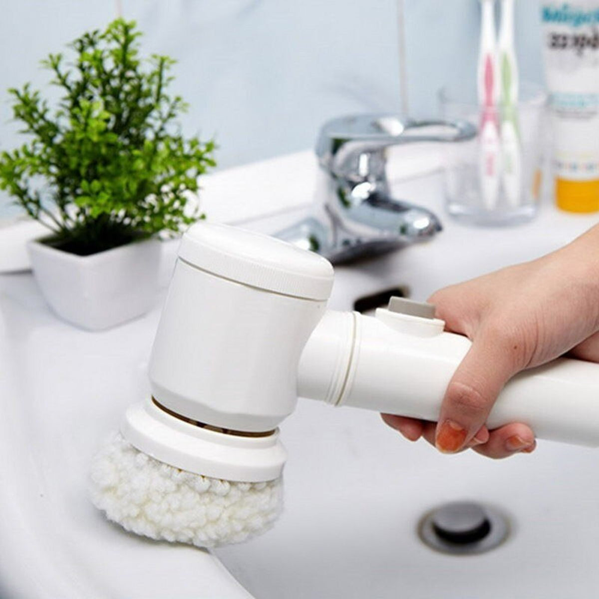 SpinClean™ Multi-Purpose Electric Cleaning Brush